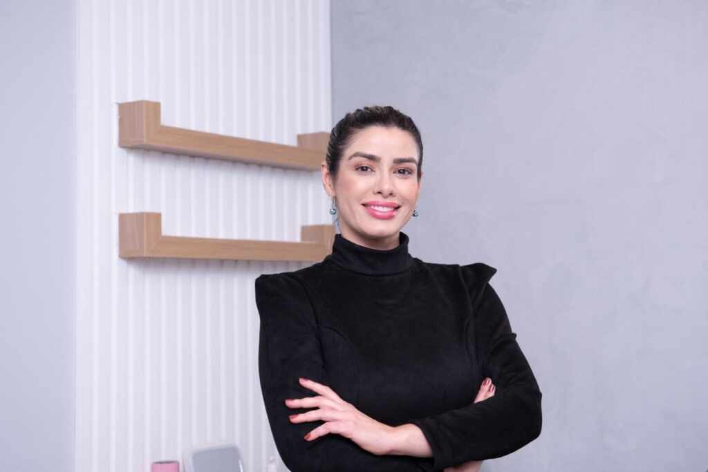 A Ciência que Salva, a Arte que Eterniza a Beleza: A Impressionante Trajetória da Dra. Vanessa Alves