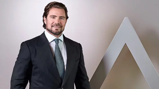 Ze Neto dupla com Cristiano se manifesta apos musica ligada