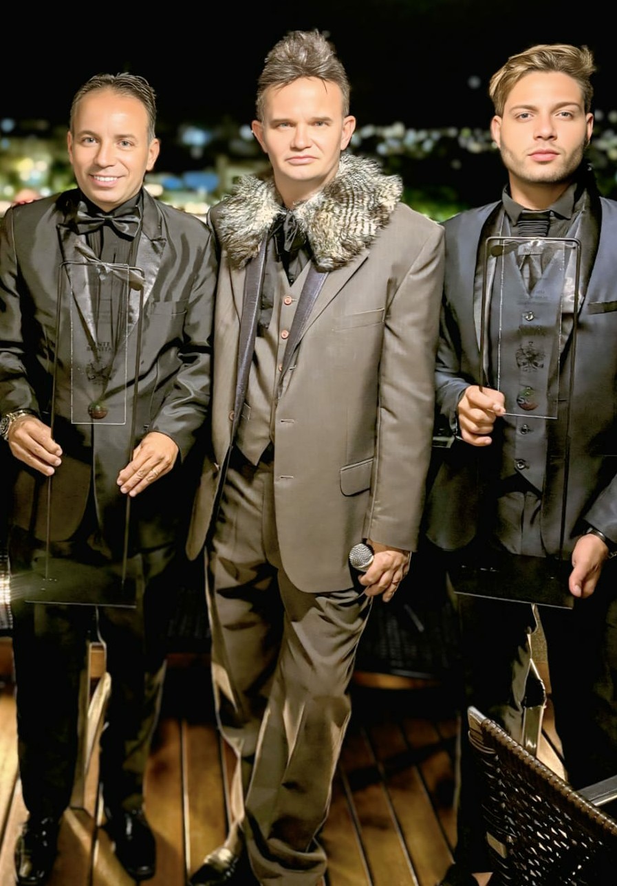 Empresário Robert Geraldo Soares , apresentador Tyrone Azevedo 'Cantor Zeck Novais