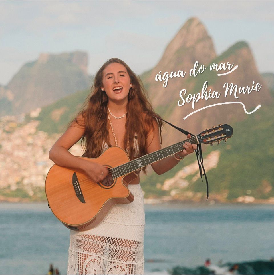 Após trajetória em banda, Sophia Marie inicia carreira solo e celebra nova fase com “Água do Mar” 17 WhatsApp Image 2026 05 09 at 2.05.04 PM